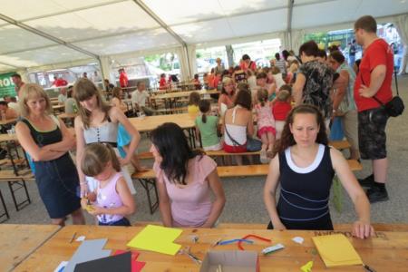 KNOBLEHARJEVO 2012- Otroški živ žav 48